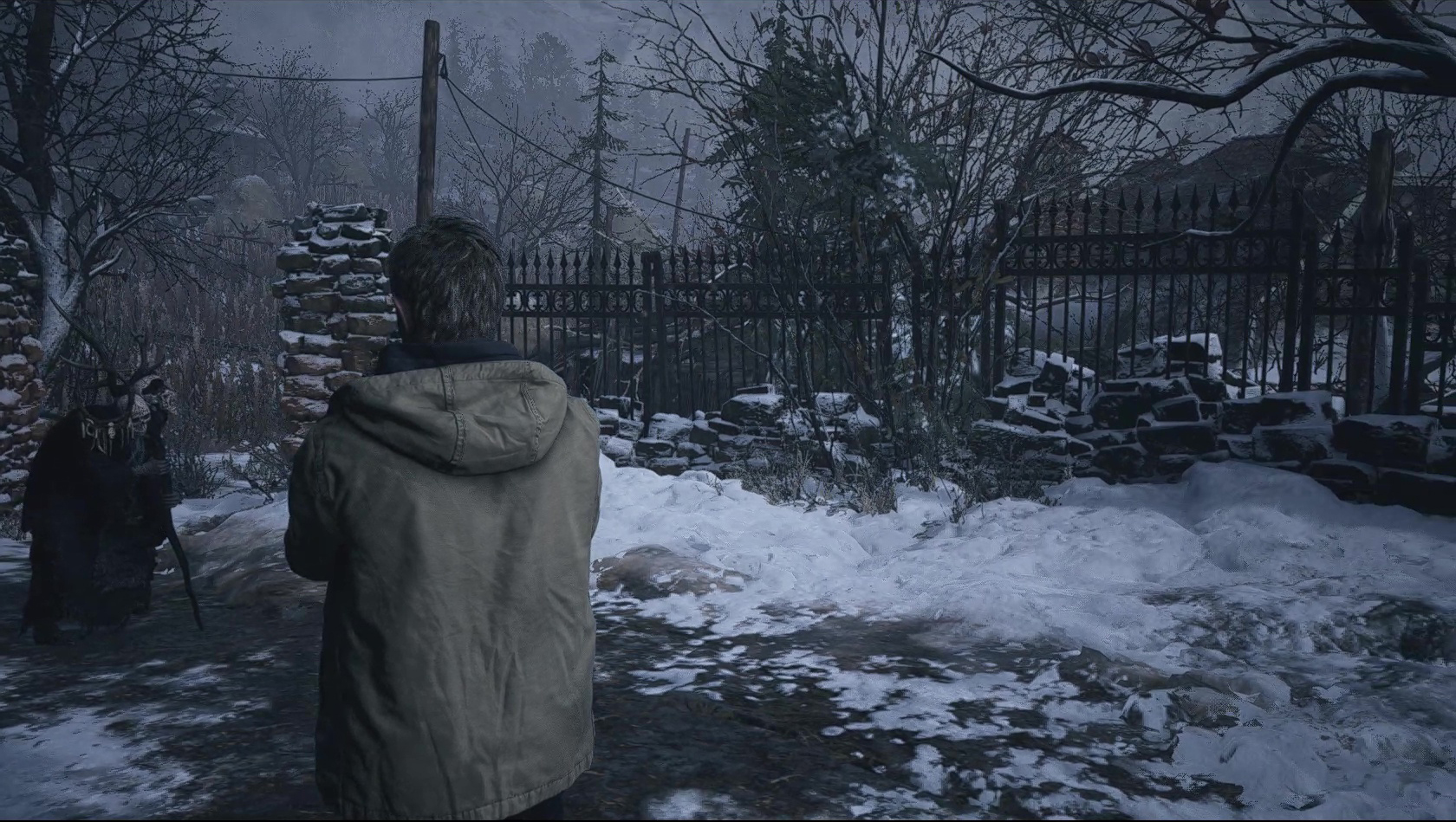 比較すると三人称視点の方が見渡せる範囲が広い