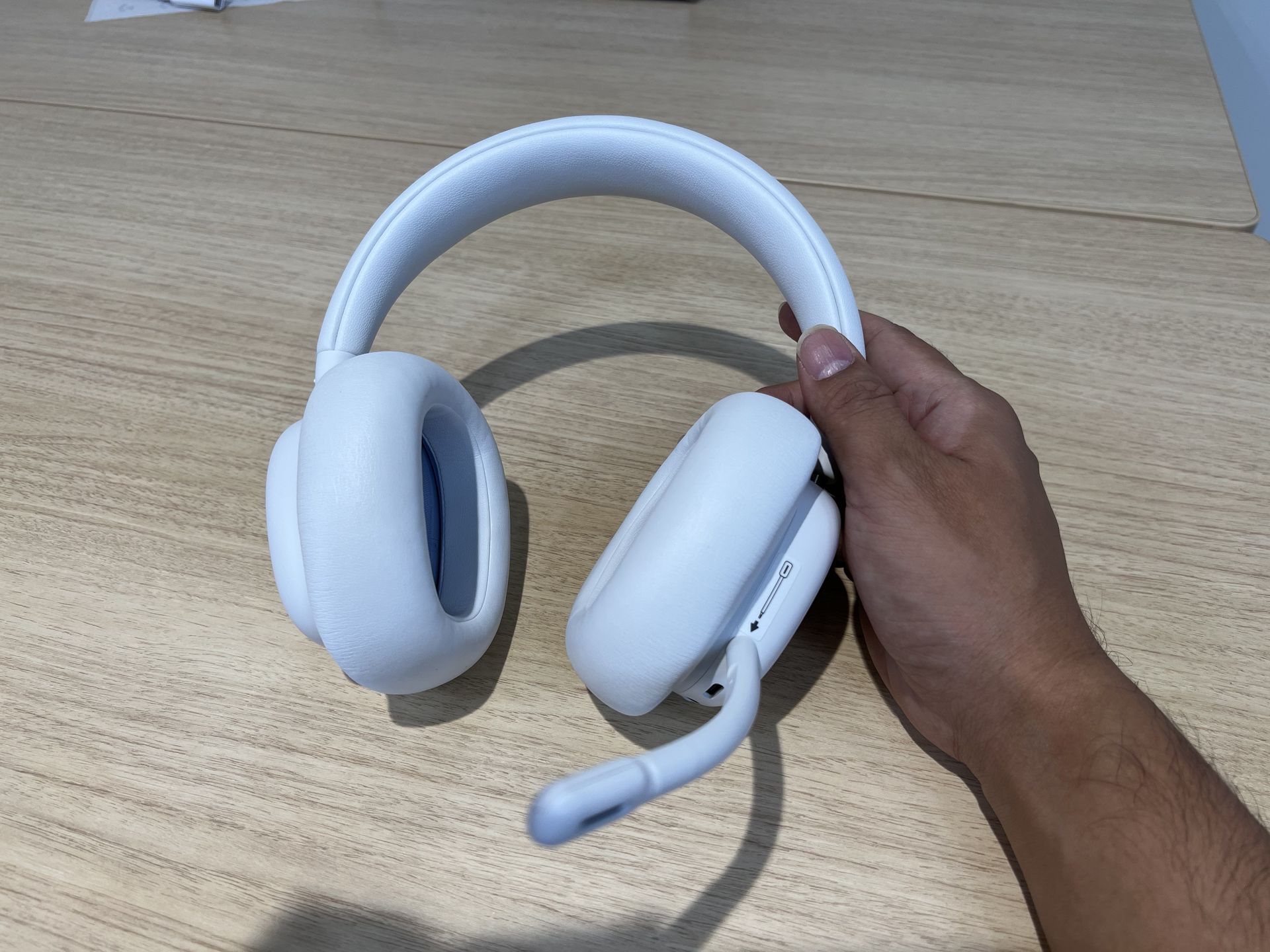 マイクを装着したところ