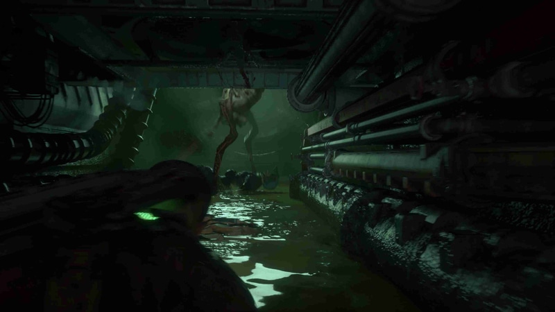 バイオファージと戦うときの演出も一切遠慮がない。血しぶきや部位欠損などの表現が多くあった