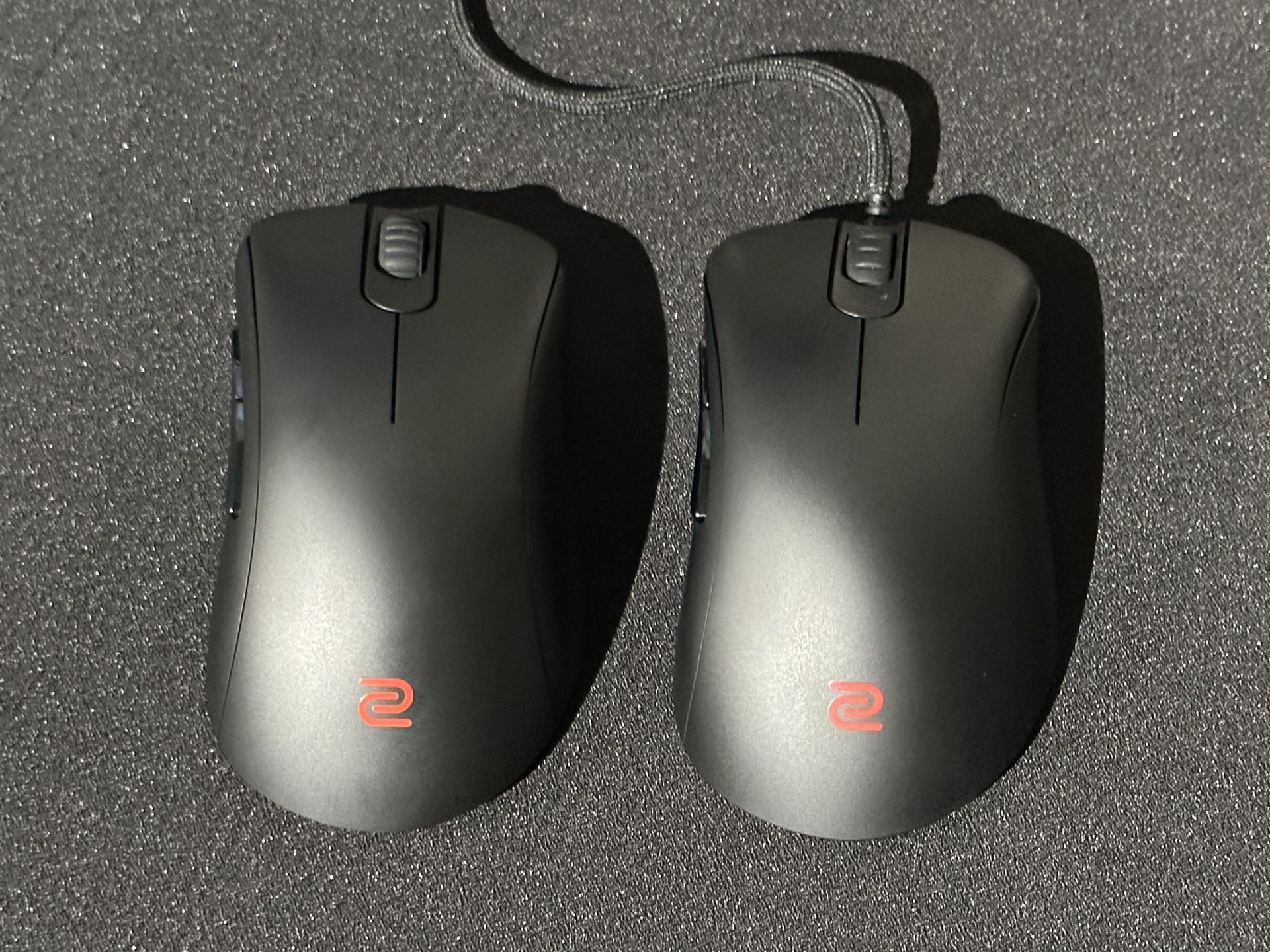 現行のEC-Cとの比較。ほぼ同じデザイン