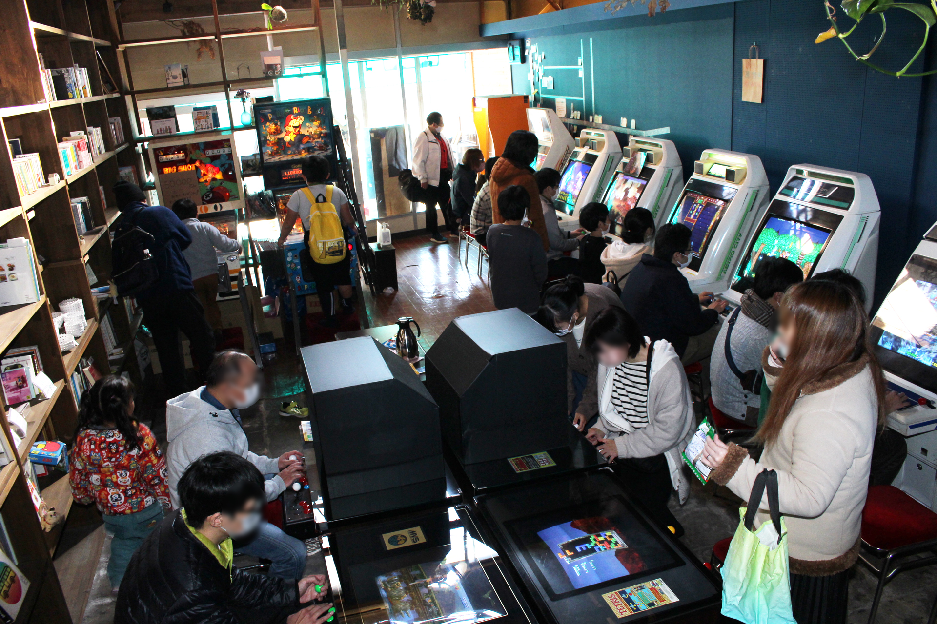 「ゲームセンターBEEP」会場。懐かしいアーケードゲームを全て無料開放するイベントだ