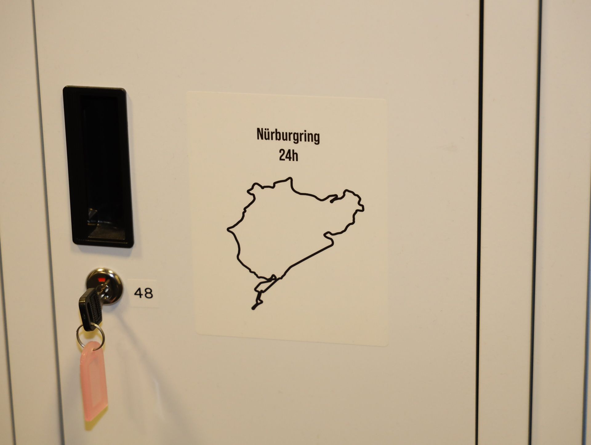 こちらはニュルブルクリンク