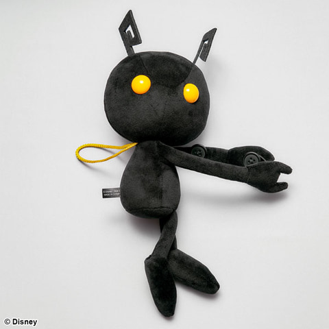 FF」からモーグリ、「KH」からシャドウの可愛らしいカーテン