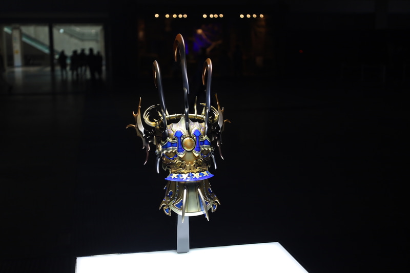 武器の展示。どれも細かな作り込みでリアルに再現されている