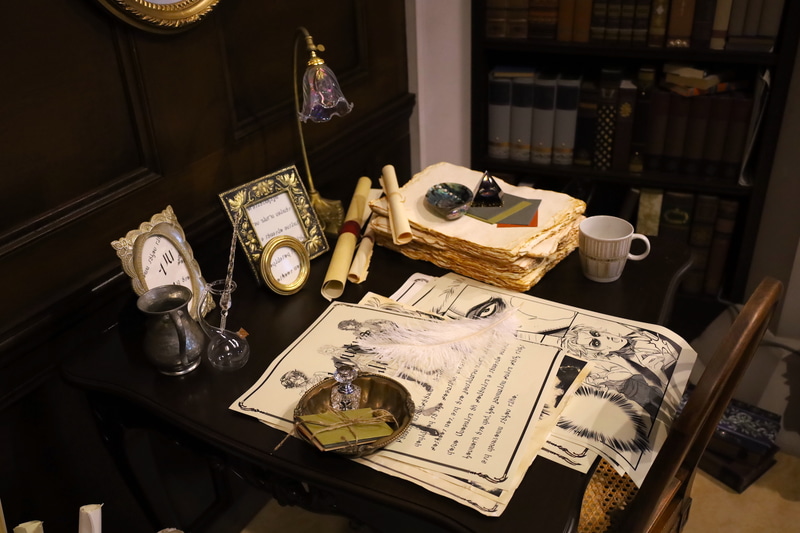 ルナールの鉄火場。執筆道具や原稿らしきものも
