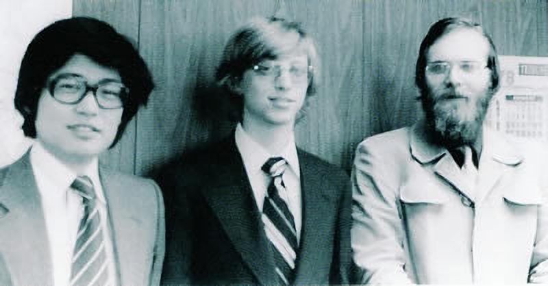 当時のMicrosoft幹部。左から西氏、ビル・ゲイツ、ポール・アレン（提供：西和彦）