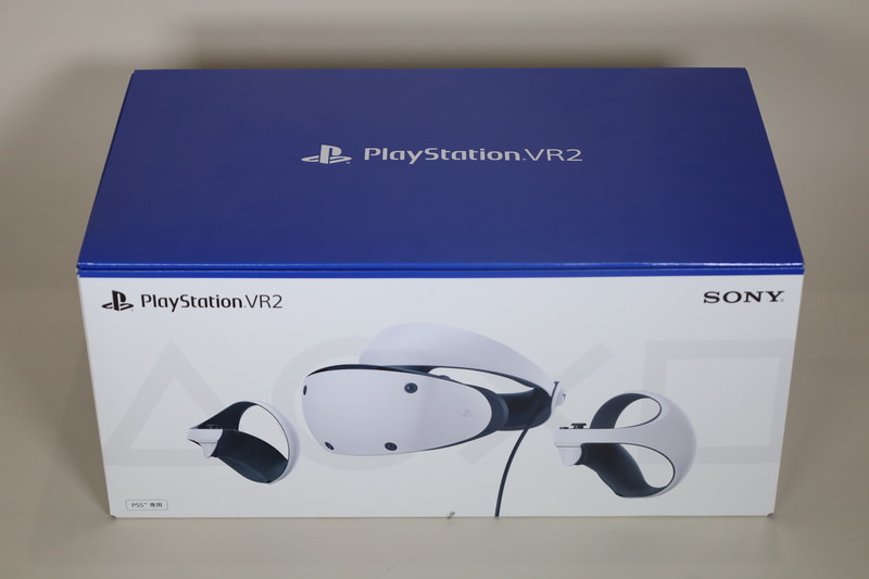 箱上部のカラーリングは青。ロゴのみのシンプルなデザインだ