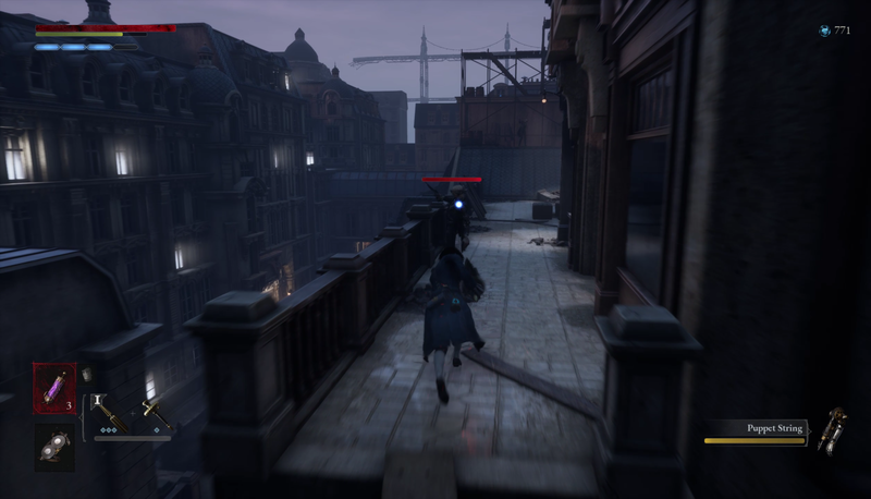 武器による攻撃は各種武器によって異なっており、それらから2つまで選びセットして瞬時に持ち替えることが可能となっている。ステージ攻略中も自由にセットを付け替えできるため、随時攻撃モーションを試す事ができるのはありがたかった。今回の試遊で試せた武器は剣2種類と槍のような大剣武器1種だったが、3つだけでもそれぞれの攻撃・特殊攻撃の違い、攻撃モーション後の隙や攻撃範囲などの違いで使い分けが必要に感じる場面も多かった。製品版で武器種が増えた際の面白さがえげつなそうな点である……！