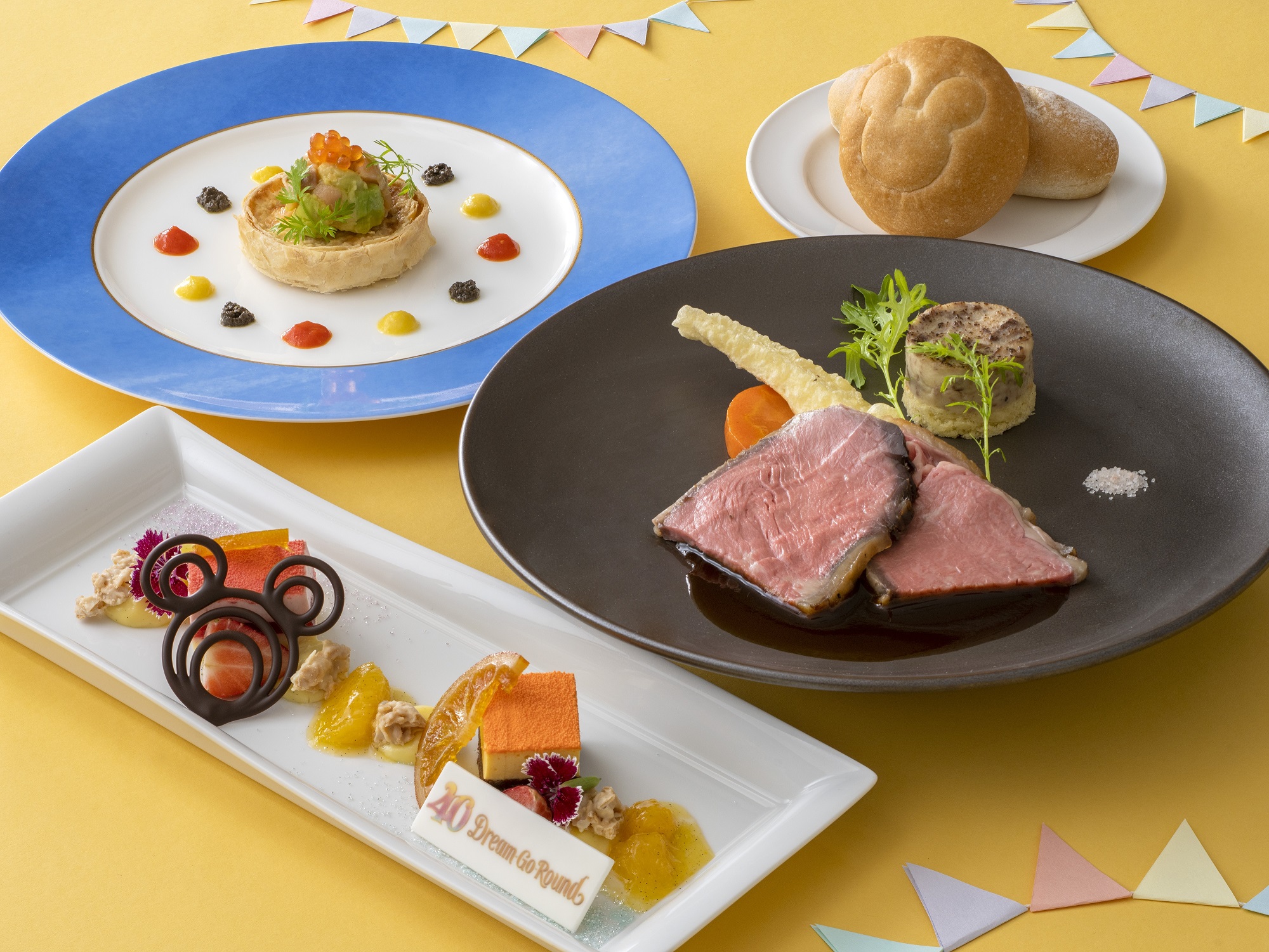 東京ディズニーランド「ブルーバイユー・レストラン」スペシャルキッズコース 価格：4,500円