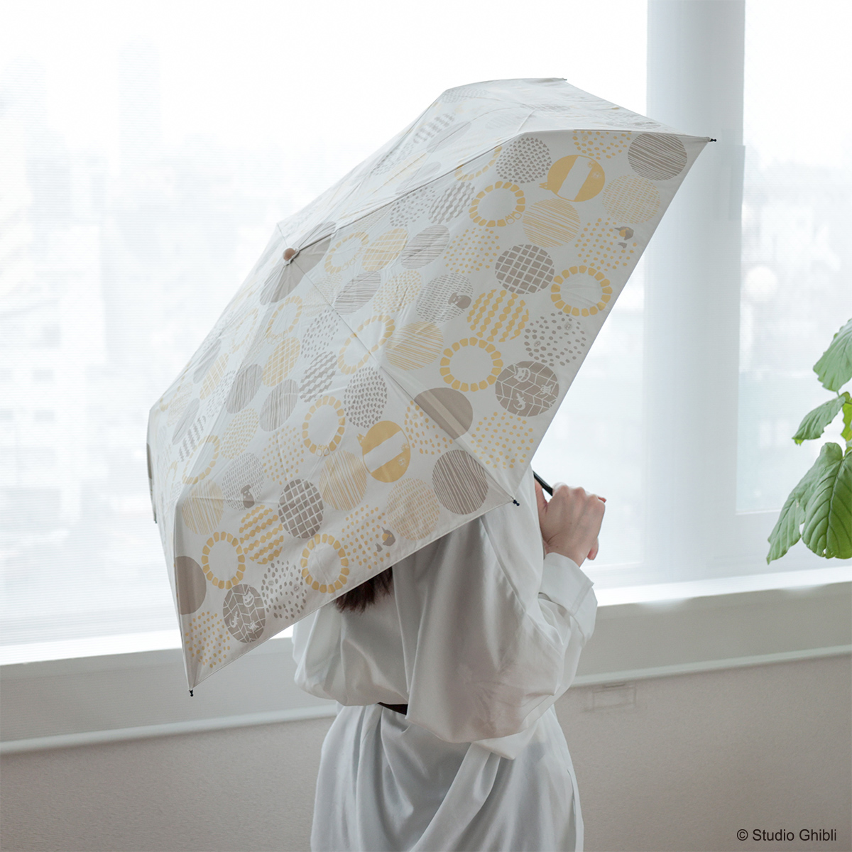 晴雨兼用折り畳み傘 使用イメージ