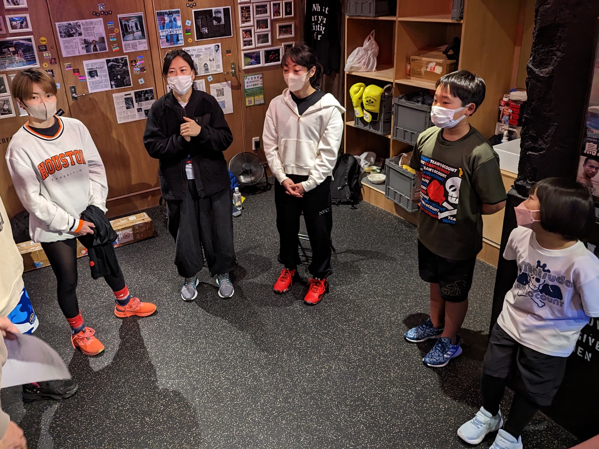 今回ご協力頂いた会員の皆さまたち。一番左は松田恵里選手