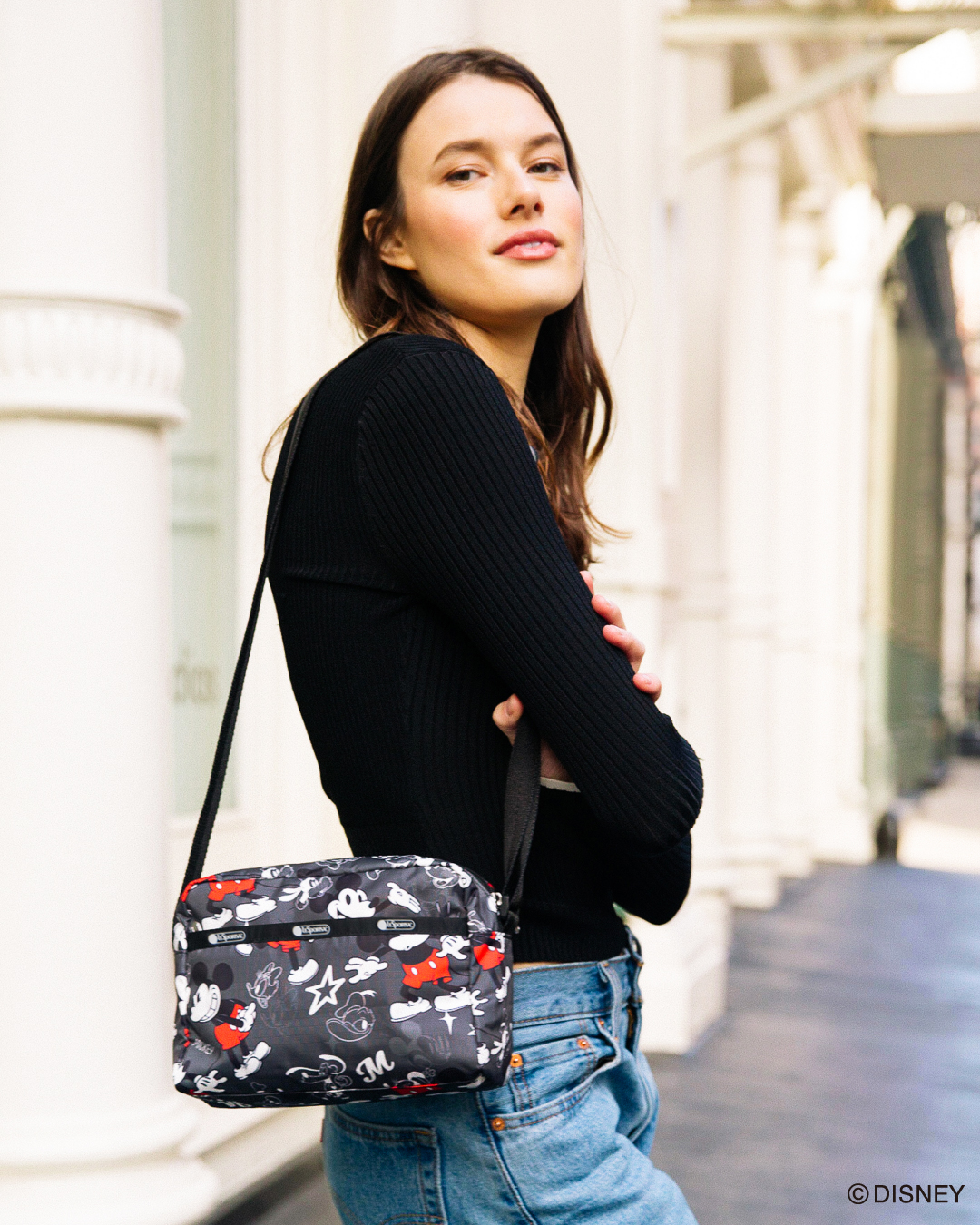 左：ミニN/Sトート（12,100円）右：ハーパーバッグ（24,200円）