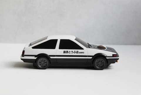 頭文字D」より藤原拓海が作中で運転する「AE86」の車体を再現した無線