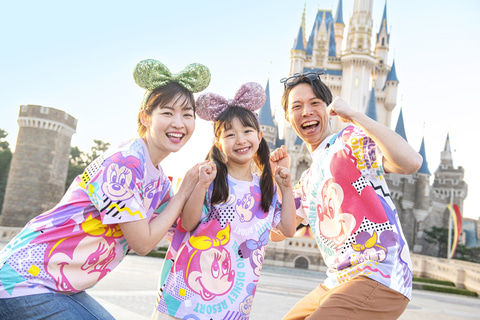 東京ディズニーリゾート、2023年夏の“びしょ濡れプログラム”と新グッズ