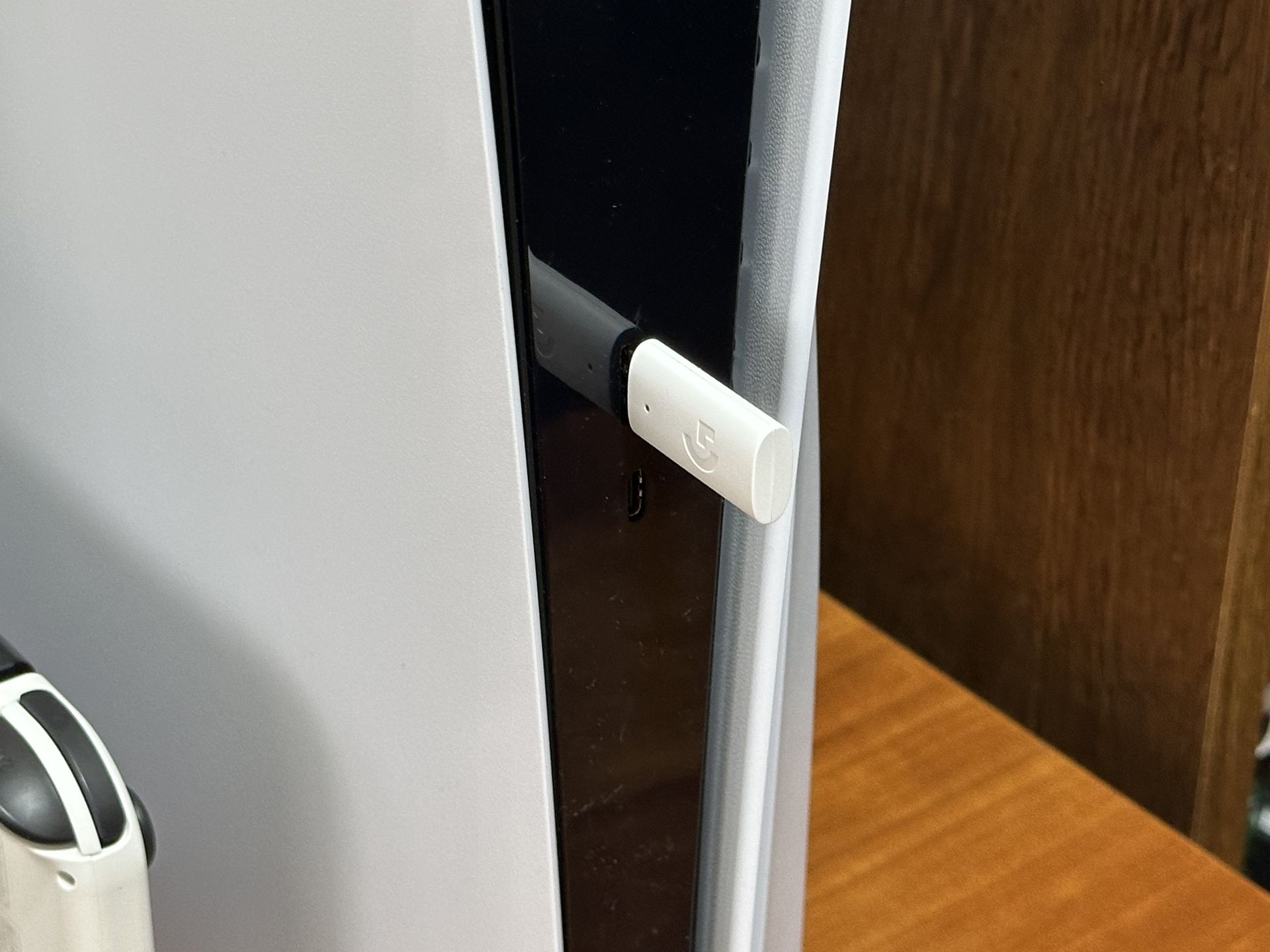 PS4/5はUSB接続によるLIGHTSPEED接続のみとなる