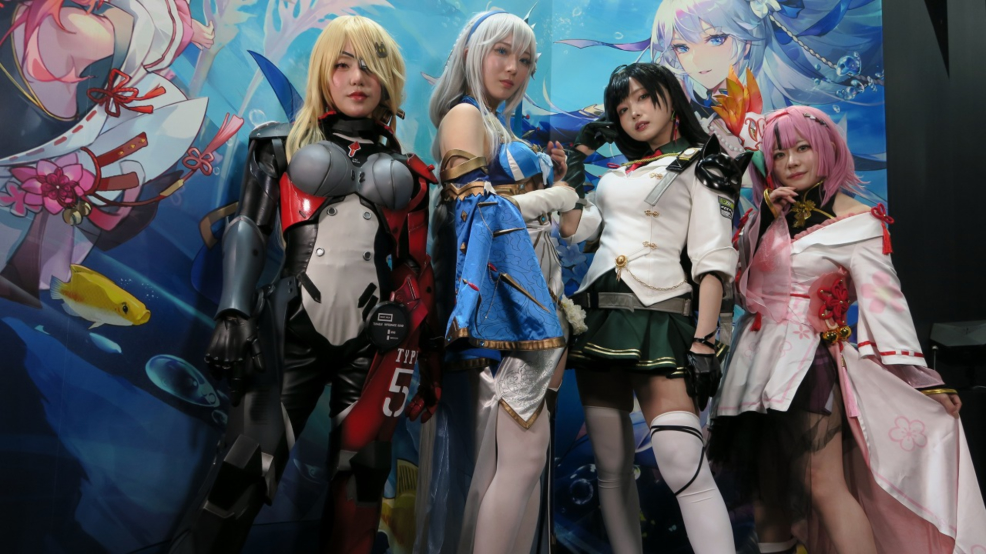 フォトスポットではコスプレイヤー撮影イベントが行なわれており、凛夜、フィオナ、嵐、ネメシスに扮したコスプレイヤー達と撮影することができる