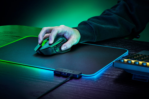 RAZER ATLAS ゲーミングガラスマウスパッド 強化ガラス製マウスパッド - Razer Atlas | Razer 日本