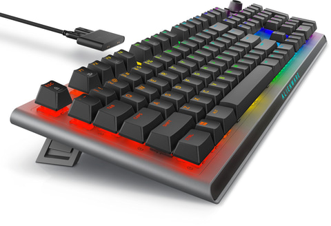 ALIENWAREのゲーミングキーボード「AW920K」＆有線ゲーミングヘッド
