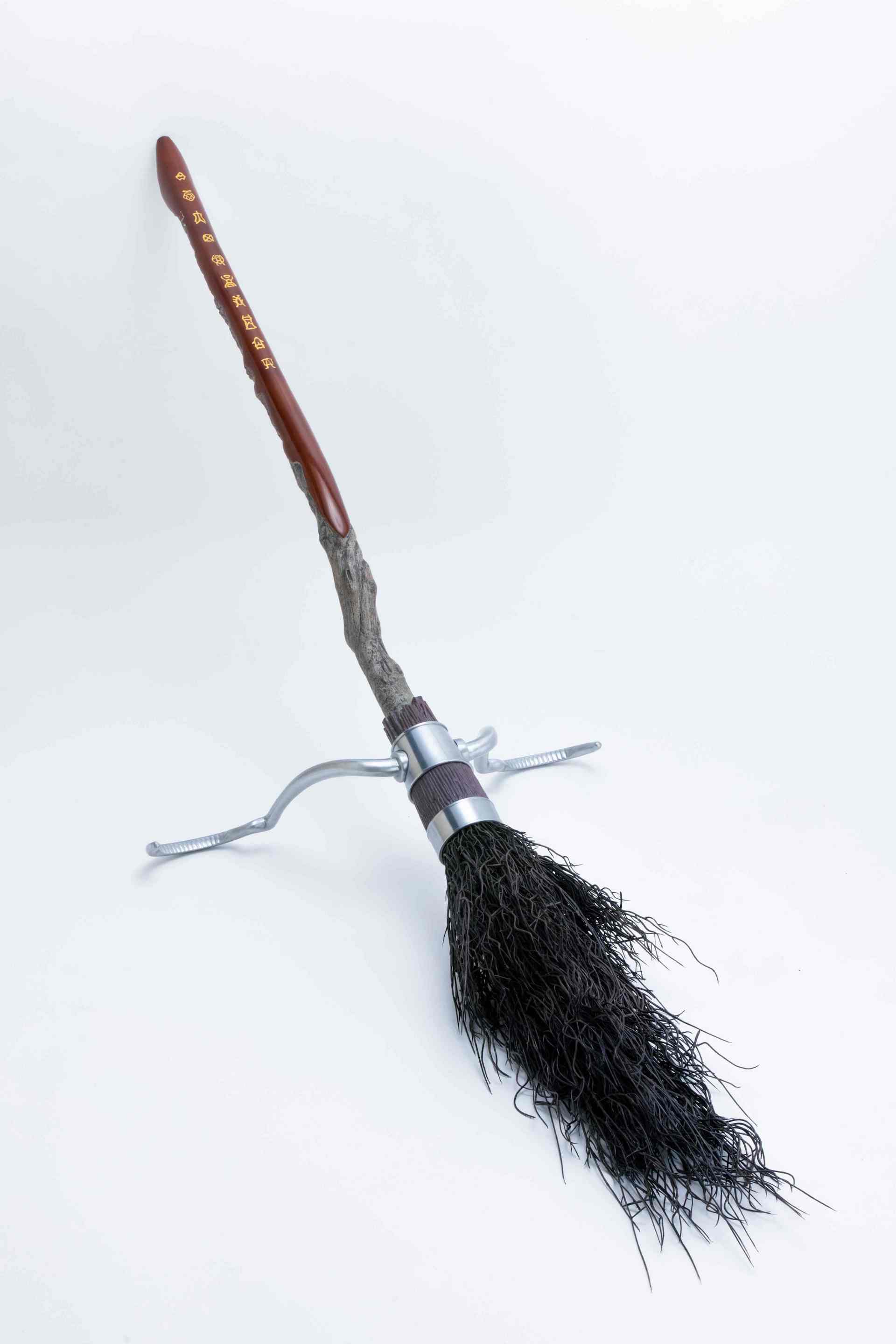 ファイアボルトの箒 45,000円（税込）