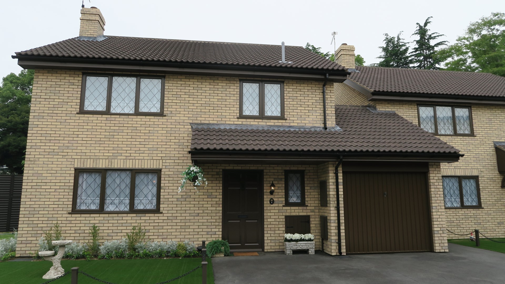 プリベット通り4番地のダーズリー家。実際に家の中に入ることができる