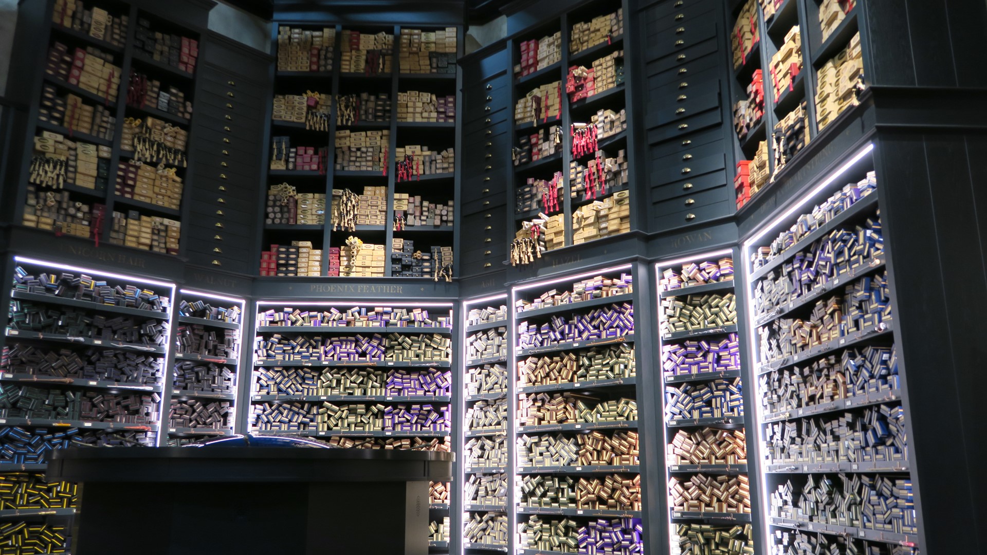 スタジオツアー東京限定のヘドウィグの杖 価格：4,900円（税込）