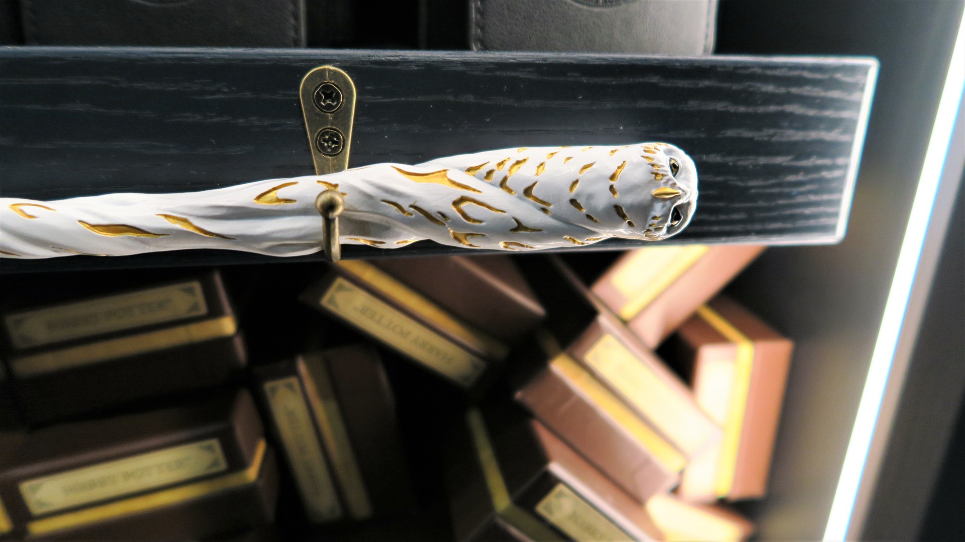 スタジオツアー東京限定のヘドウィグの杖 価格：4,900円（税込）