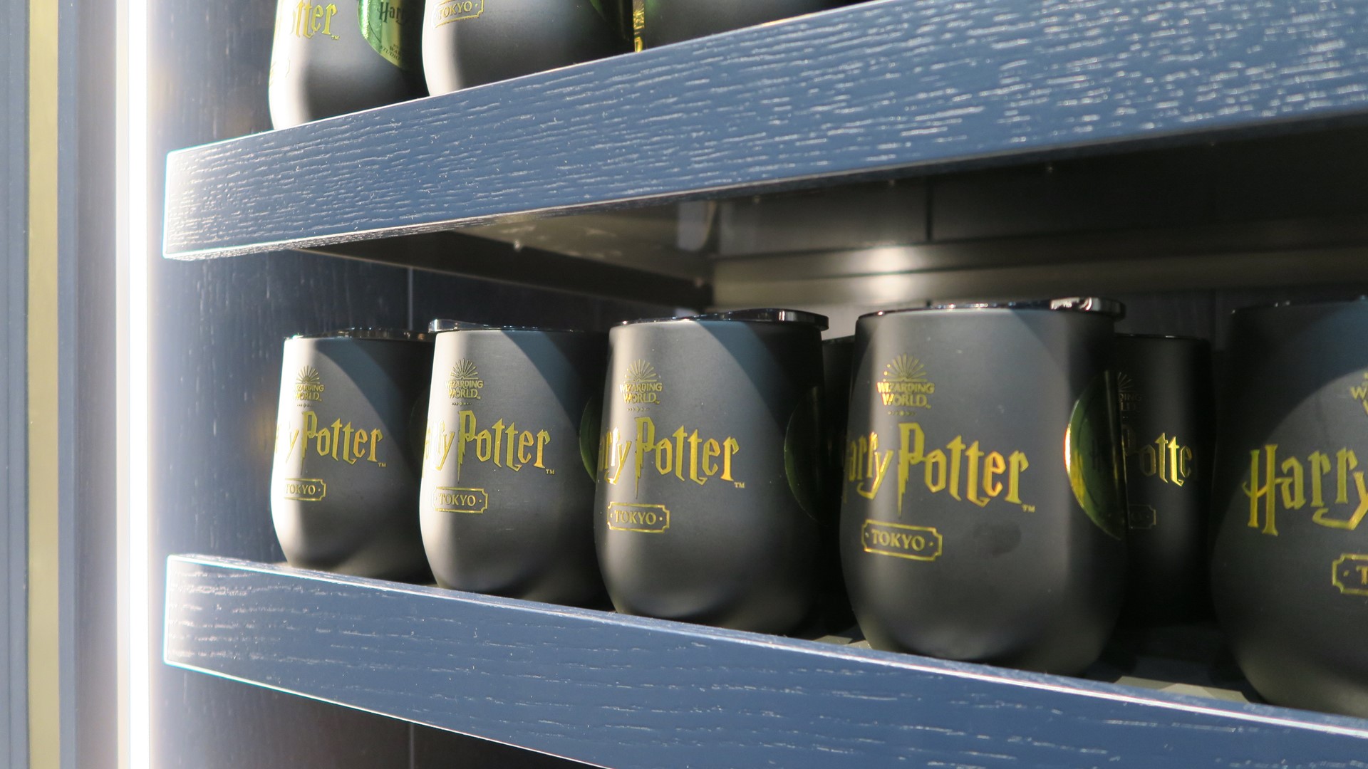 スタジオツアー東京限定トラベルマグカップ 価格：2,400円（税込）