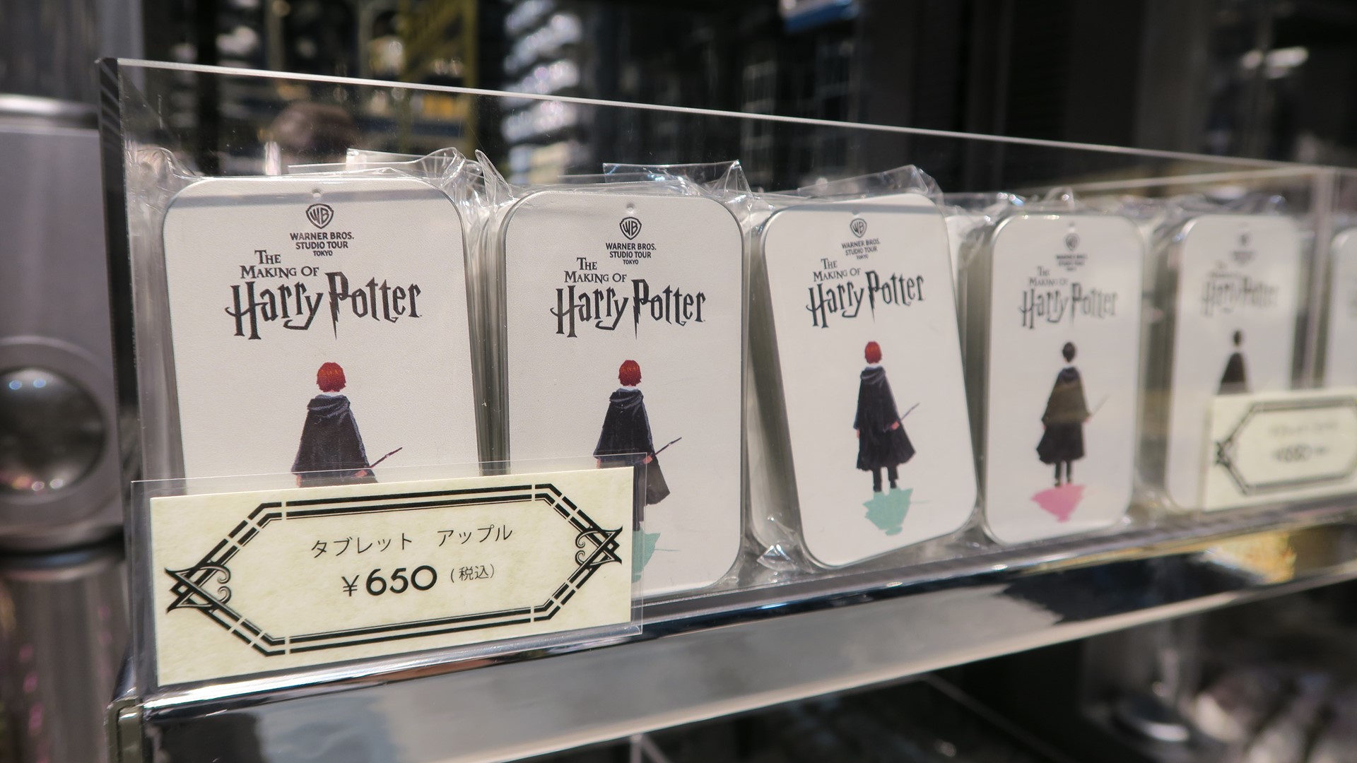 タブレット（アップル、ピーチ、レモン味） 価格：各650円（税込）