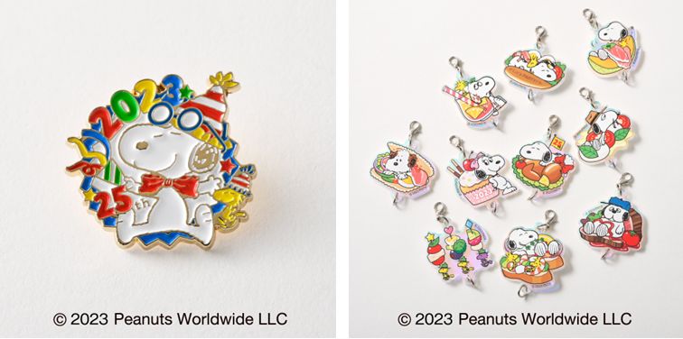 左：ピンバッジ／右：つながるアクリルチャーム