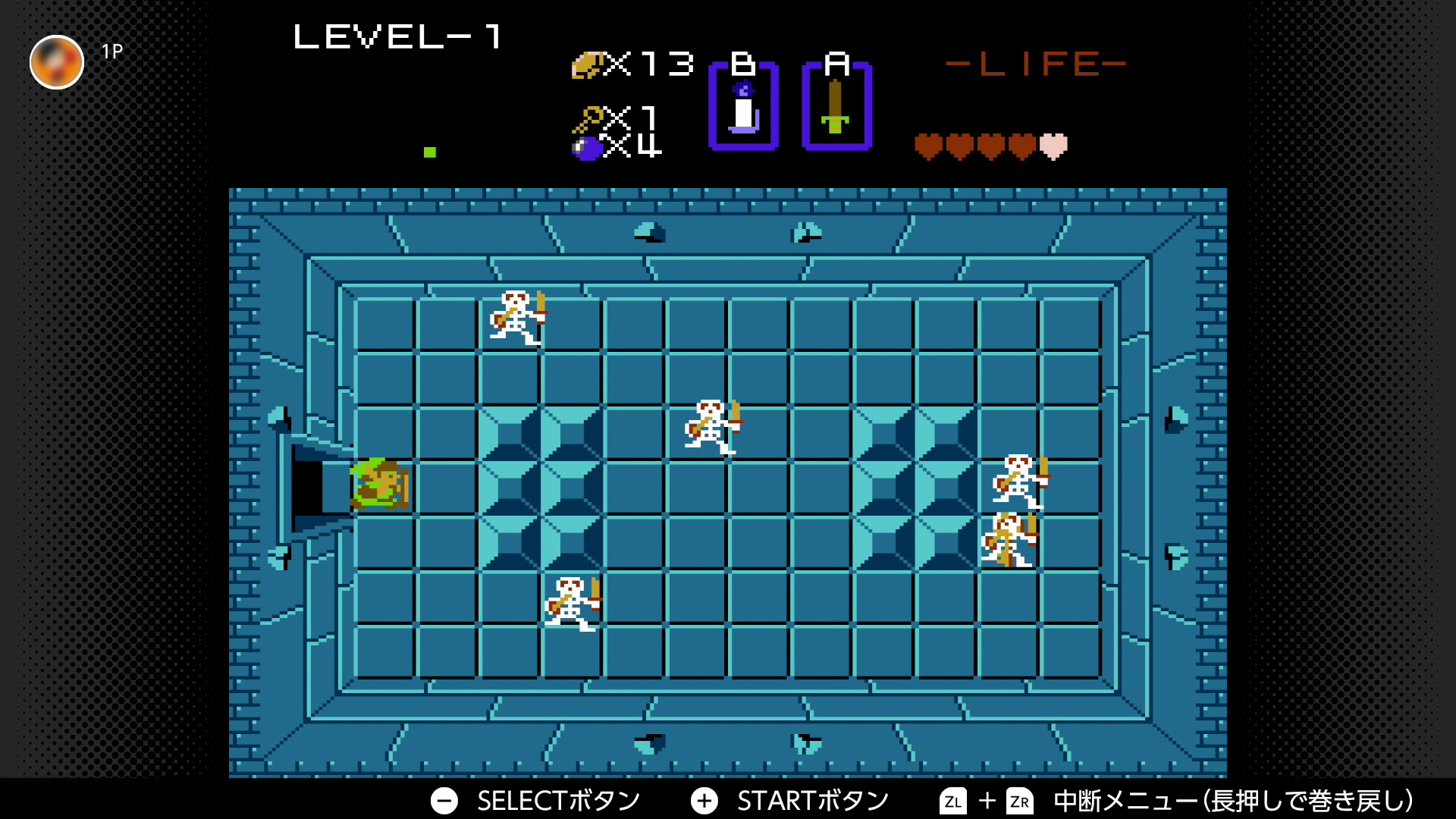 よく見ると2本の剣を持っているが、特別な攻撃はしてこない