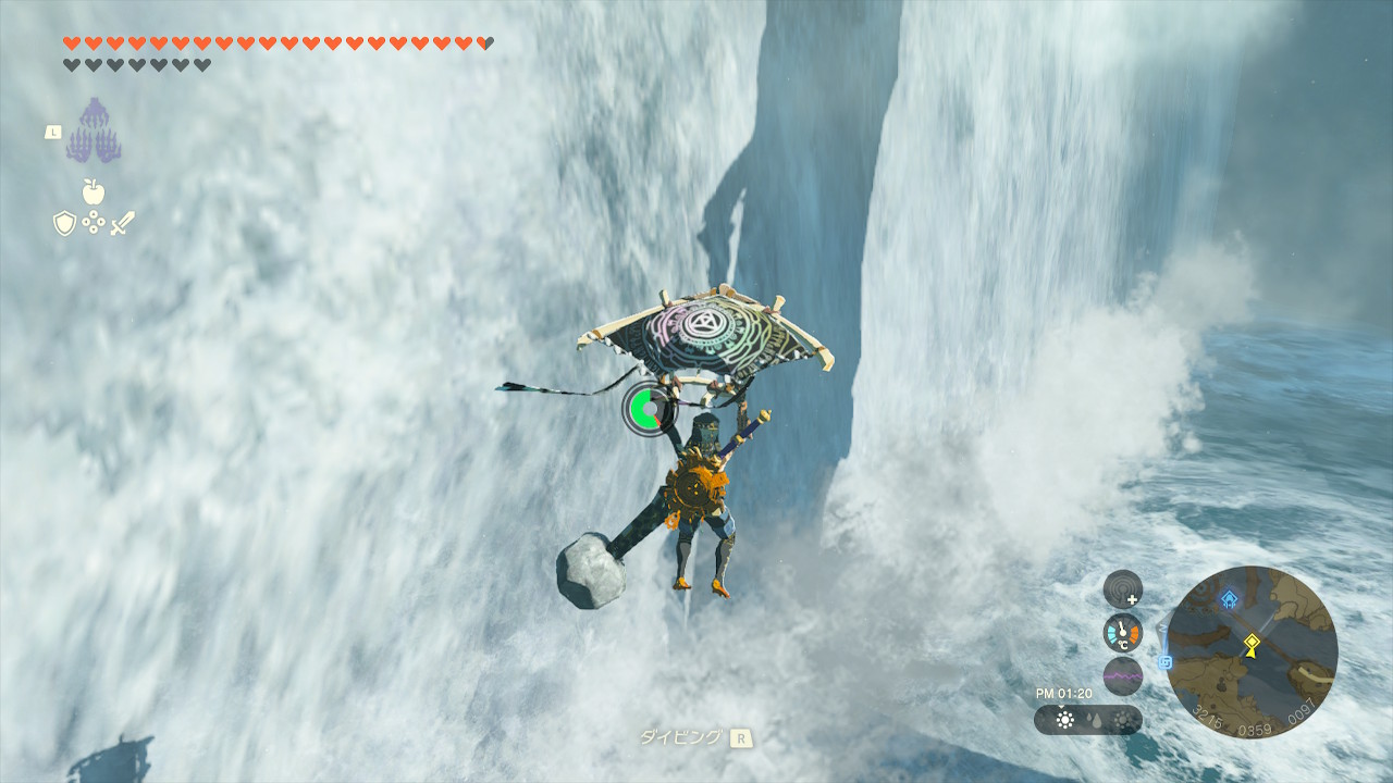 ハイラルに無数に存在する大小の滝。思い切って飛び込んでみると何かが見つかることも!?