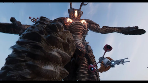 ゼットンとウルトラマンが驚くほど間近に！ 西武園ゆうえんちの