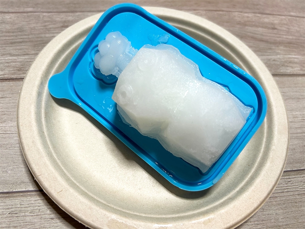 カルピスを凍らせて作った氷ピクミン