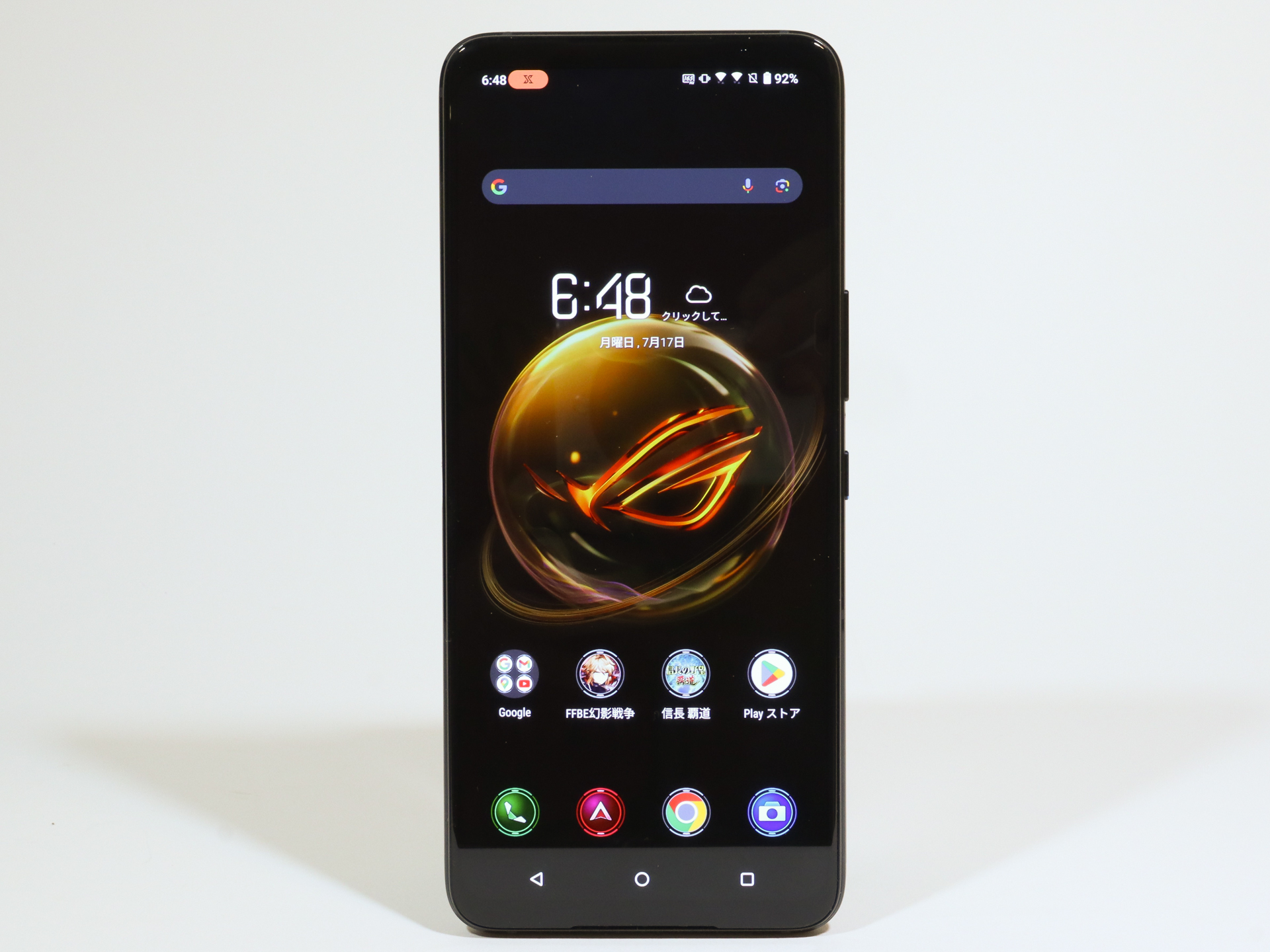 ディスプレイは6.78型の有機EL(OLED)ディスプレイで、解像度は2,448×1,080ドットのフルHD+、リフレッシュレートは165Hz