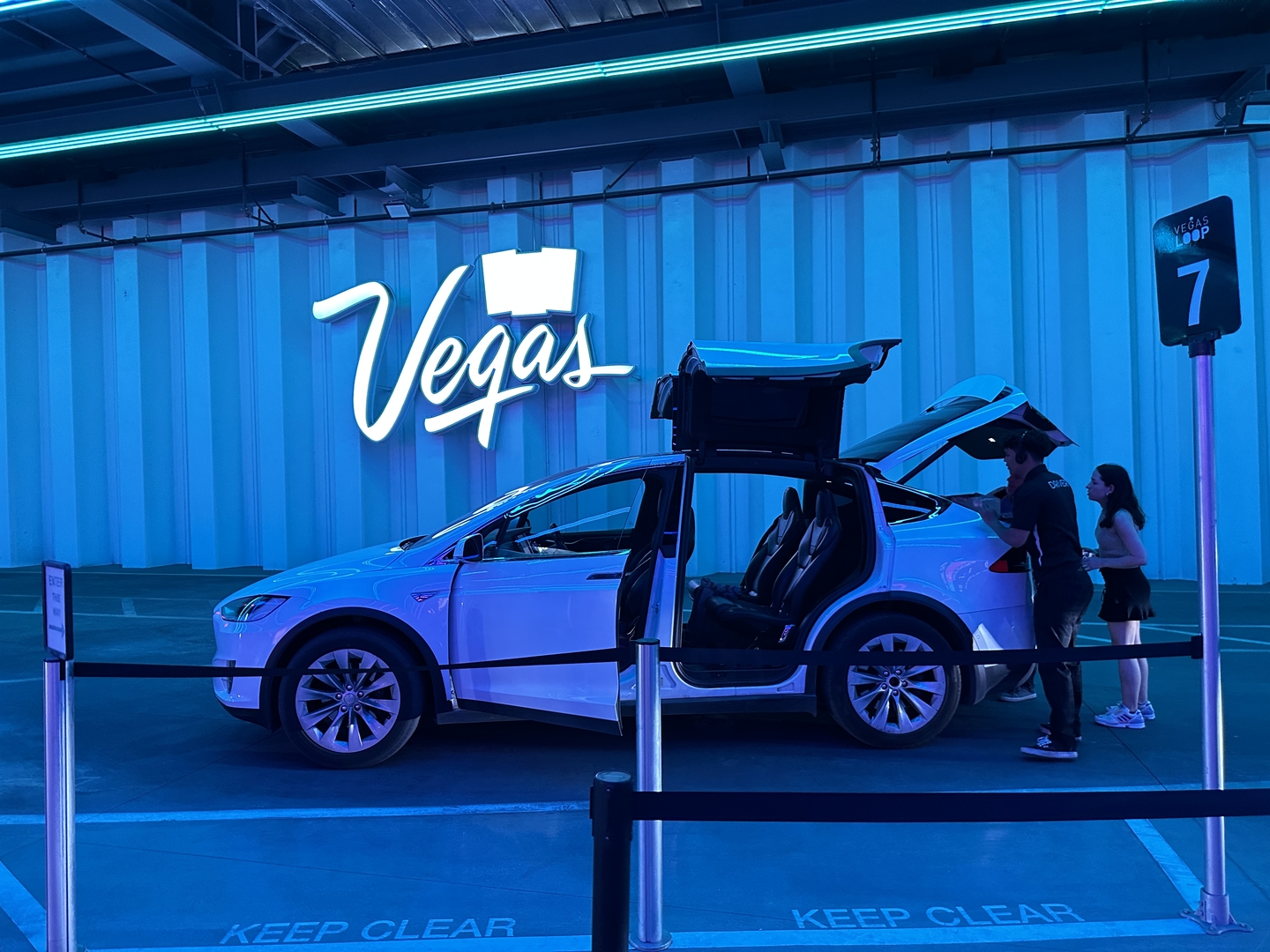 オンラインでチケットを購入して地下で乗りこむ