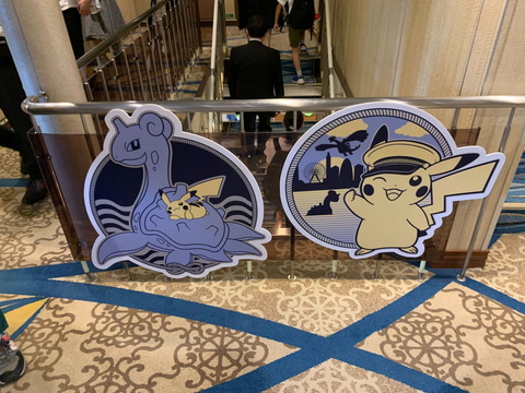 ポケモン WCS2023 トレーナーズクルーズ グッズ ポケモンWCS2023」ポケモントレーナーズクルーズの模様を写真でお届け