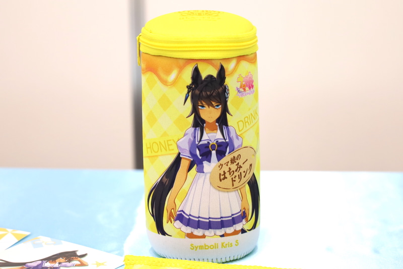 ファミマのアプリスタンプ企画 スタンプ5個コース：ウマ娘のはちみードリンクポーチ＋タオルセット 100名