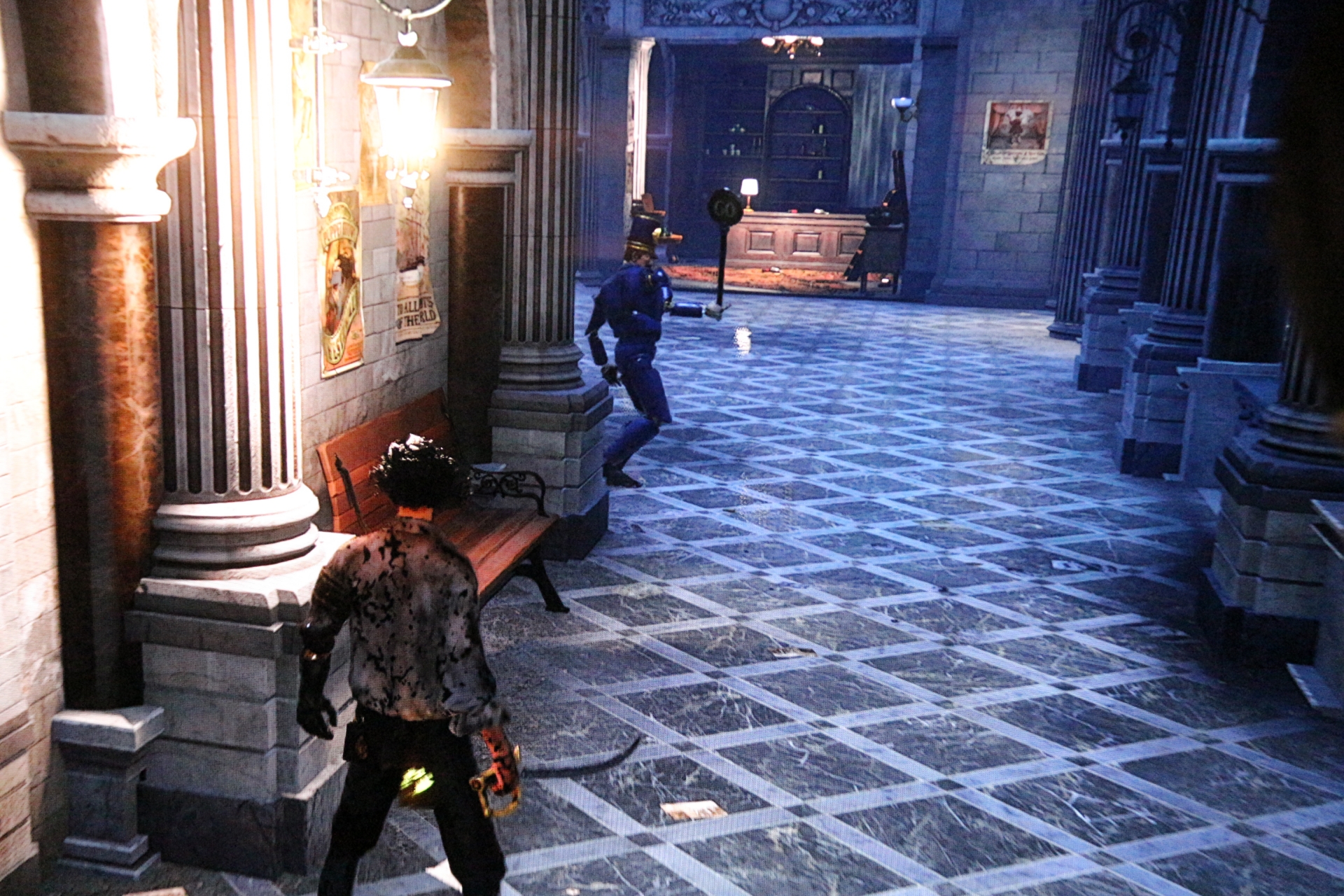 カメラでズームして撮影してみたもの。キャラクターの動きで多少ぶれているというのを差し引いても、かなりくっきりとしていることがわかるかと思う