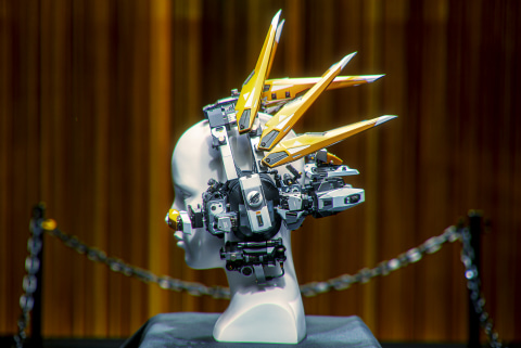 インタビュー】「サイバーパンク2077」ヘッドセットデザイナー造形作家