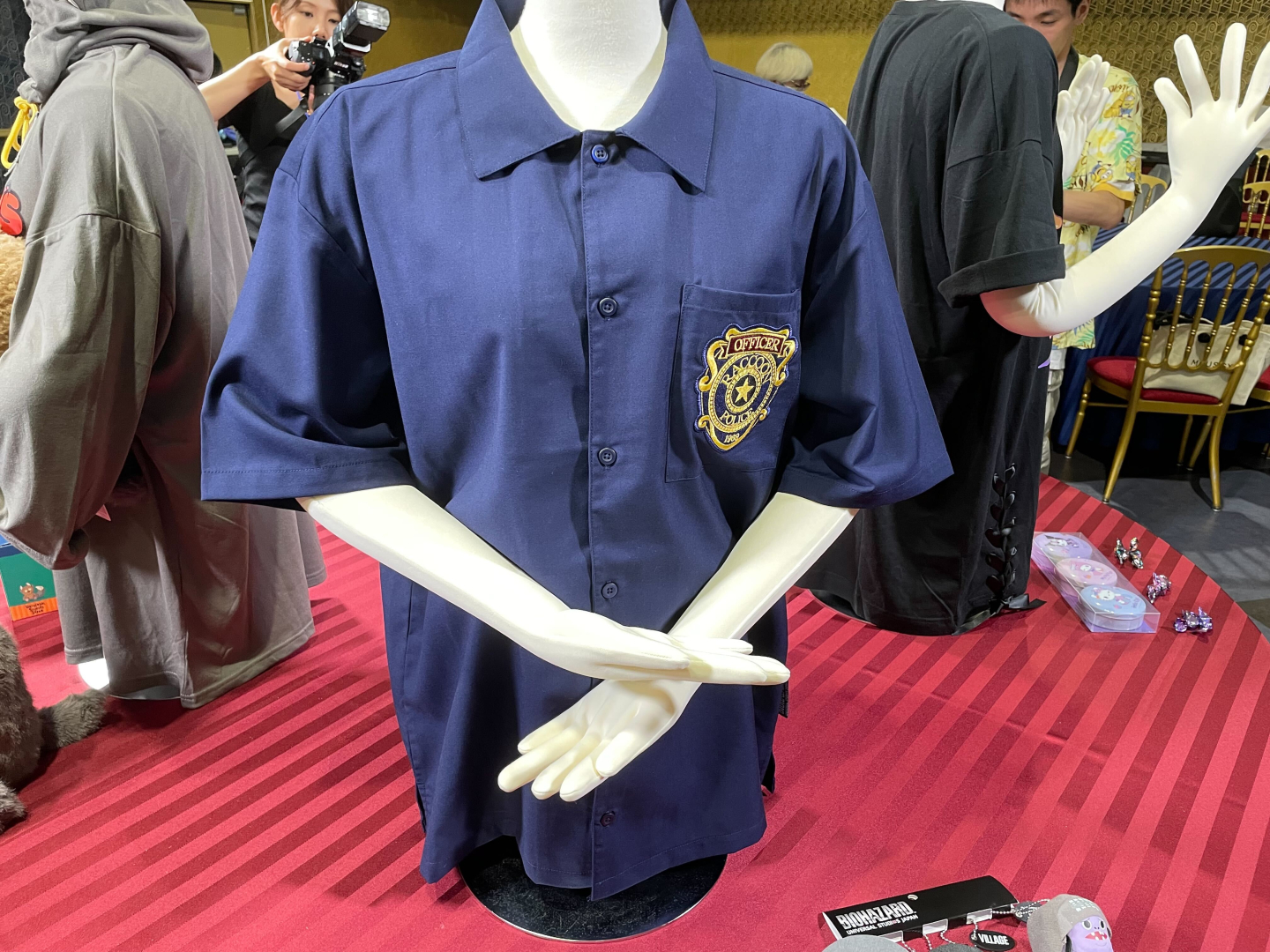 シャツ 価格：6,500円