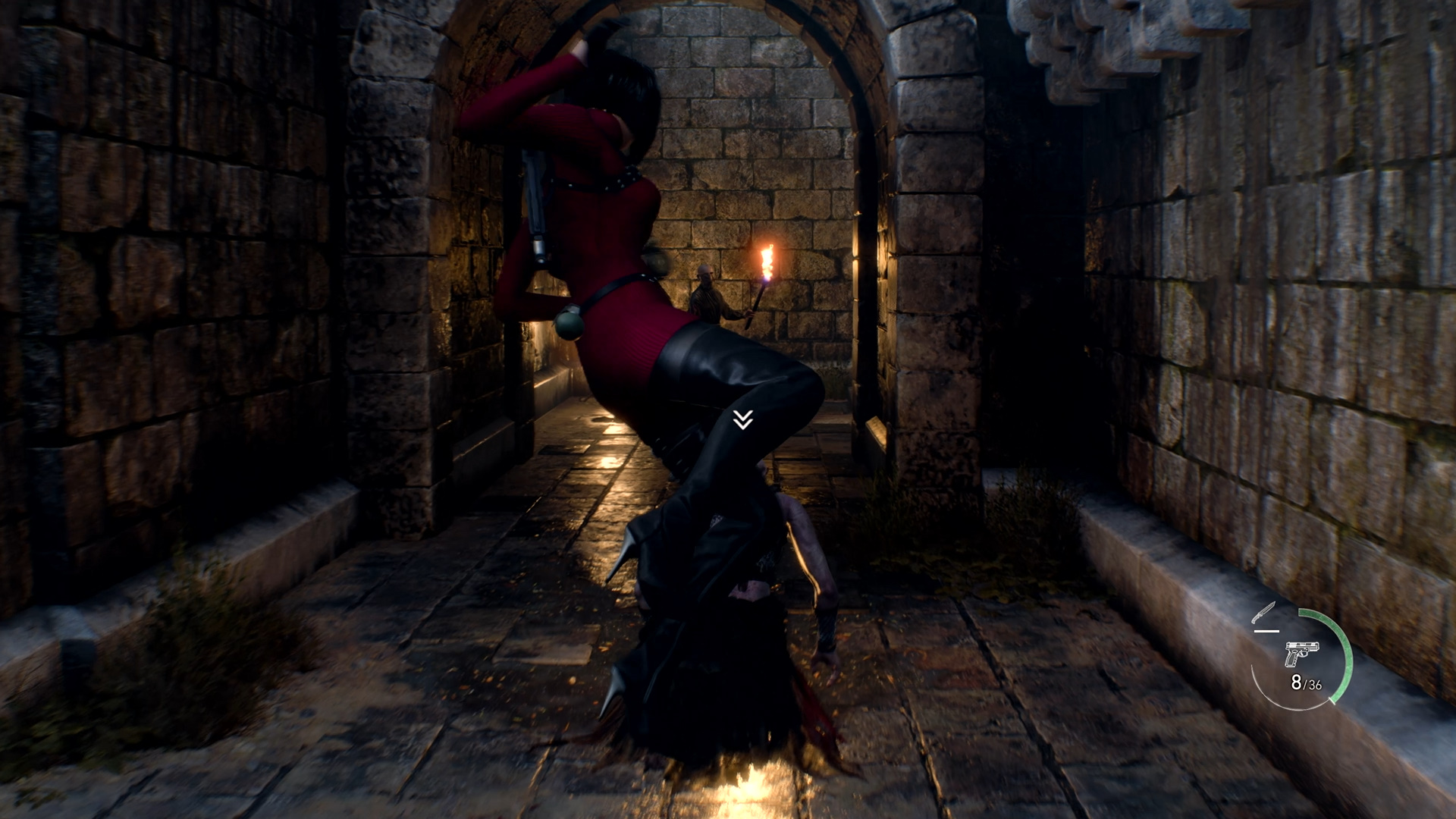 フックショットで一気に近づき、強力な蹴りを叩き込める