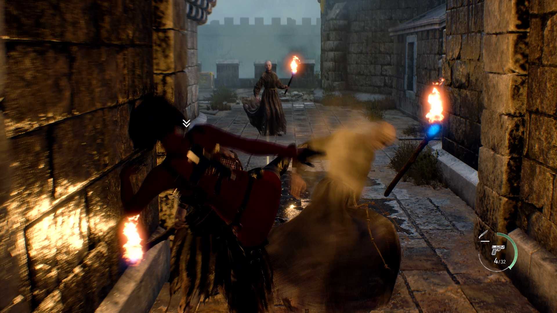 フックショットで一気に近づき、強力な蹴りを叩き込める