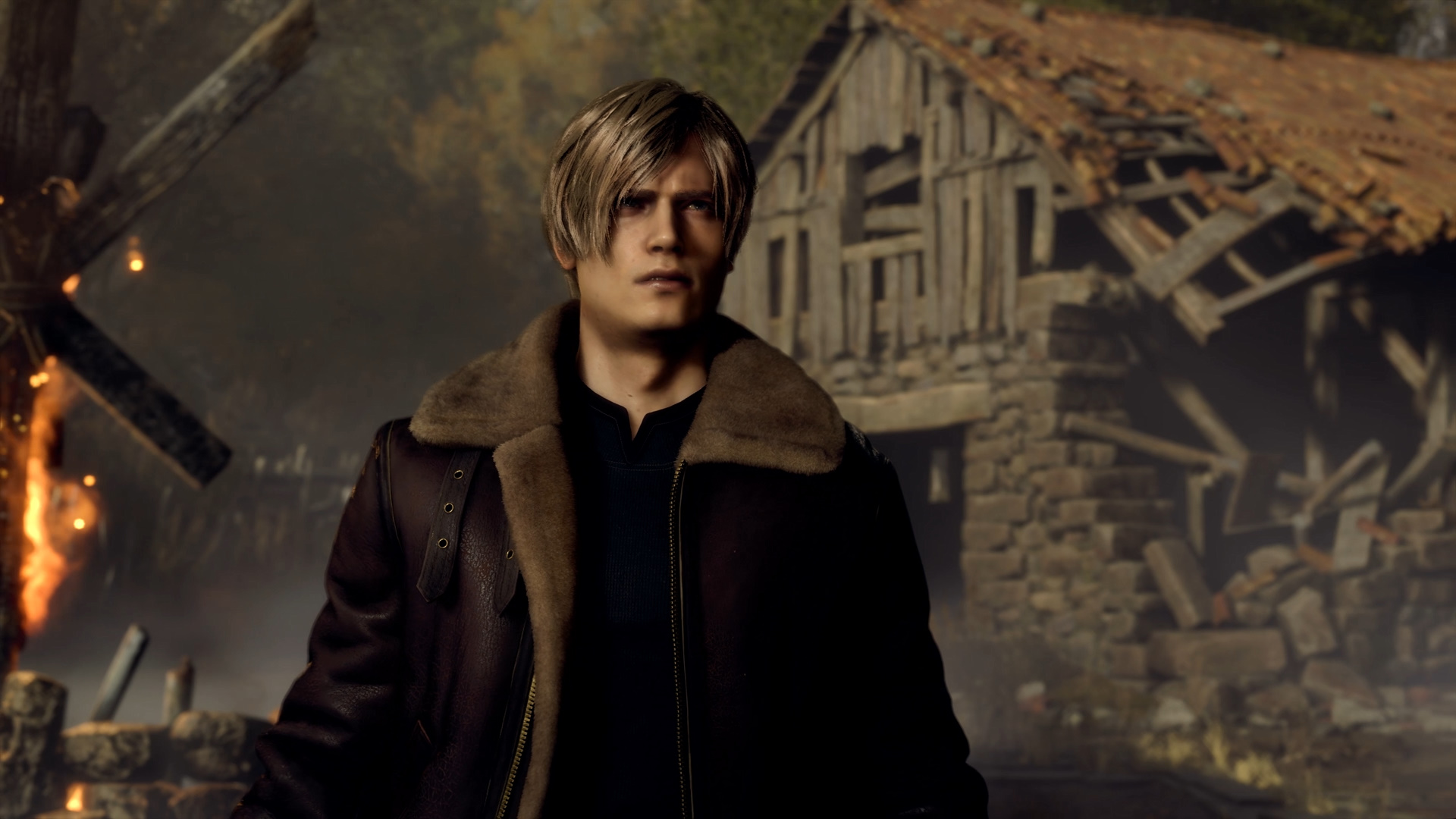 「これは貸しよ」とレオンにつぶやくエイダ。ストーリー面にも注目だ