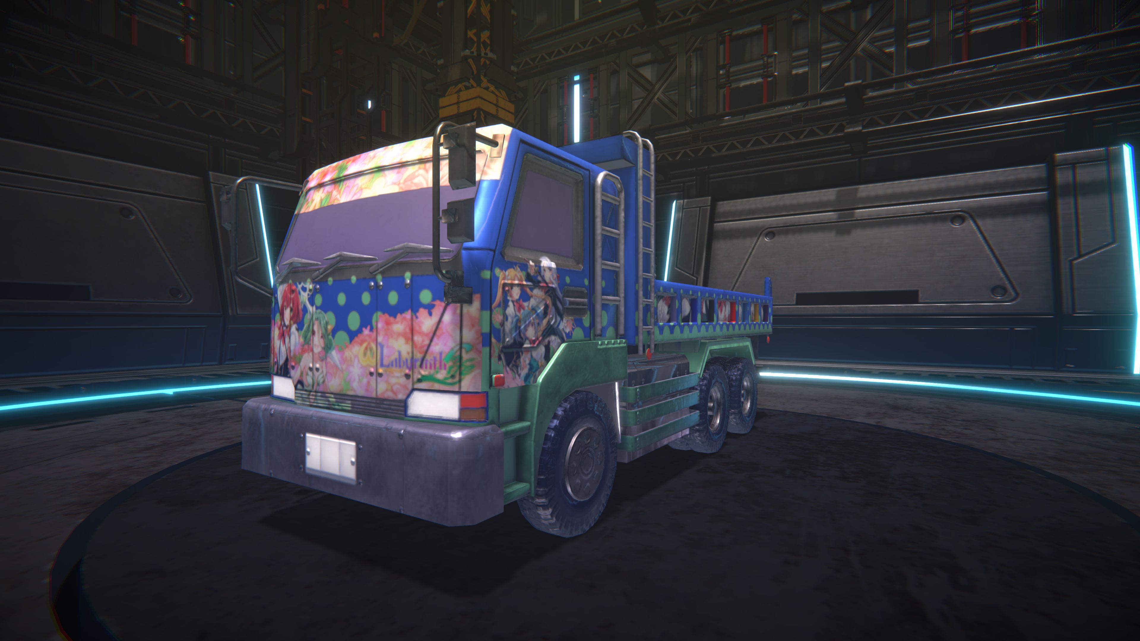 機械技術者が好んで遊んでいた極東地方のテレビゲームのイラストが描かれており、搭乗者の戦意を高揚させる効果があるとか、ないとか。