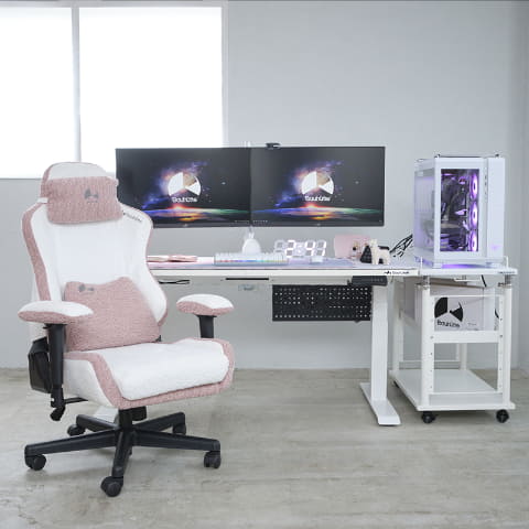 女性ゲーマーの“使いやすい”を追求した小型ゲーミングチェア 女性ゲーマーの“使いやすい”を追求した小型ゲーミングチェア