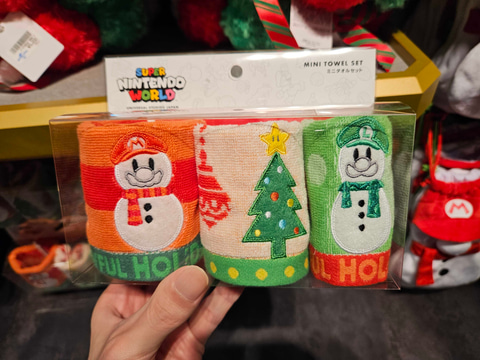USJ2023冬】雪だるまルイージが新たにグッズ化！ 「マリオ」の冬に