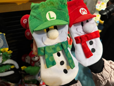 USJ 限定　マリオ　ルイージ　ぬいぐるみセット　雪だるま　クリスマス USJ】マリオ クリスマスグッズ2023一覧♪新発売