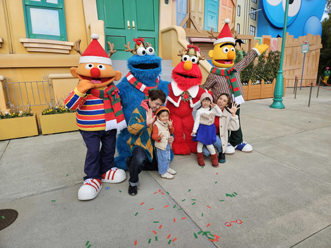 USJ2023冬】スヌーピー、セサミストリートたちと写真が撮れる