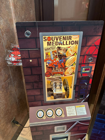 スパイダーマン・ザ・ライド 記念品セット USJ2023冬】「スパイダーマン・ザ・ライド」終了に向けショップ特別