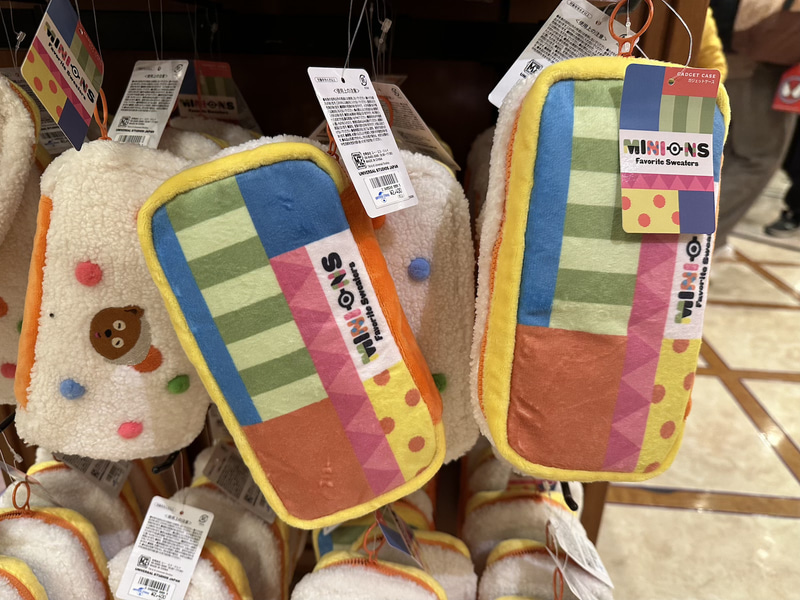 ガジェットケース（価格：2,400円）